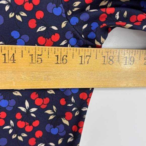 Ann Taylor Womens Small Pullover Knit Top Foldover Neckline Red Blue Cherry Prin - Picture 8 of 9